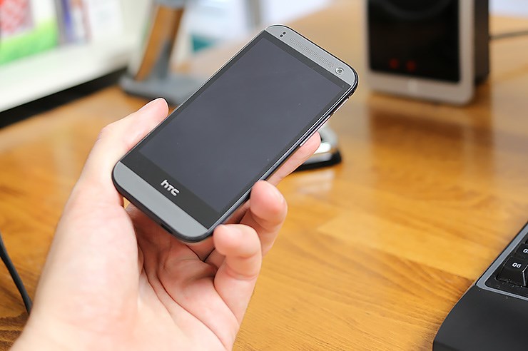 HTC One Mini 2 (1).JPG